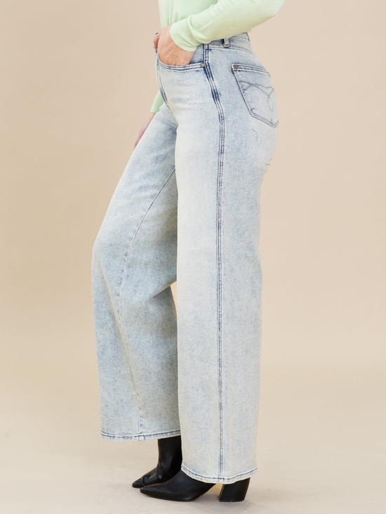 Judy Blue Light Wash Wide Leg Jeans Size 5 - Picture 3 of 8